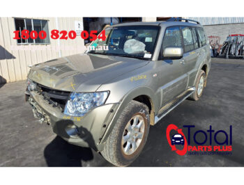 2014 Mitsubishi Pajero