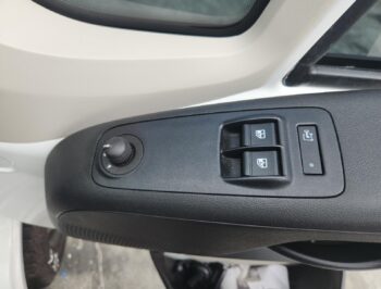 Right Front Master Switch