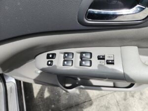 Right Front Master Switch