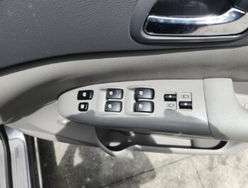 Right Front Master Switch