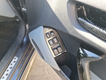 Right Front Master Switch