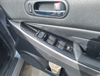 Right Front Master Switch