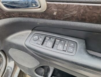 Right Front Master Switch