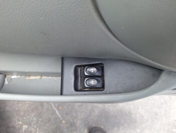 Right Front Master Switch